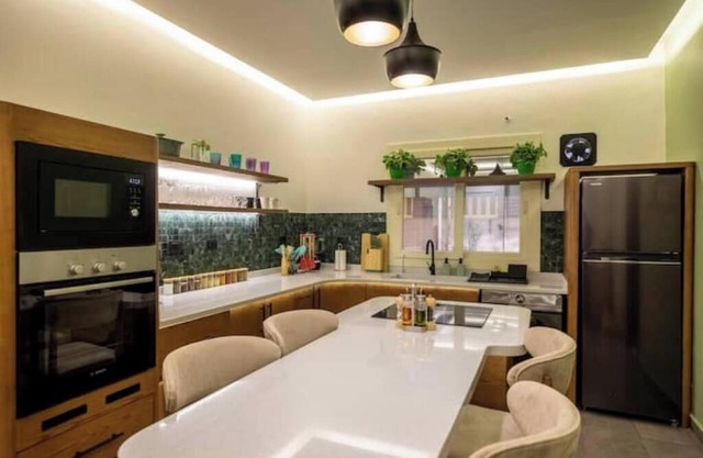 Mid-Century Vibes. Modern Convenience. Casa Mayouie.