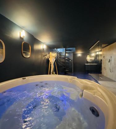 Mieuxqualhotel jacuzzi privatif La Parenthèse