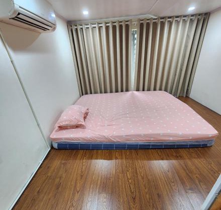 Minimalism 2-floor apartment