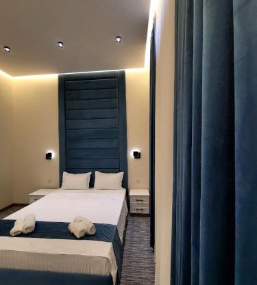 MIRON Hotel