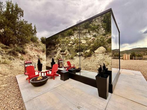 Mirror Mountain at East Zion Resort