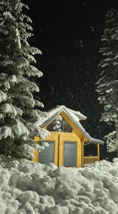 Mirsads Mountain Cottage
