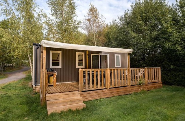 Mobile home for 6, terrace and grill