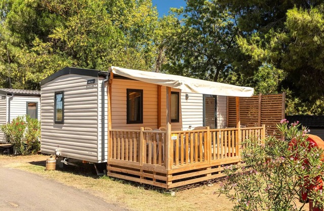 Mobile-home | Comfort | 3 Bedrooms | 6 sleeps | Raised terrace | A/C