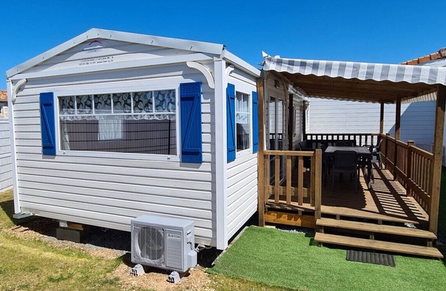 Mobile Home '4p Near Futuroscope' with Wi-Fi and Air Conditioning