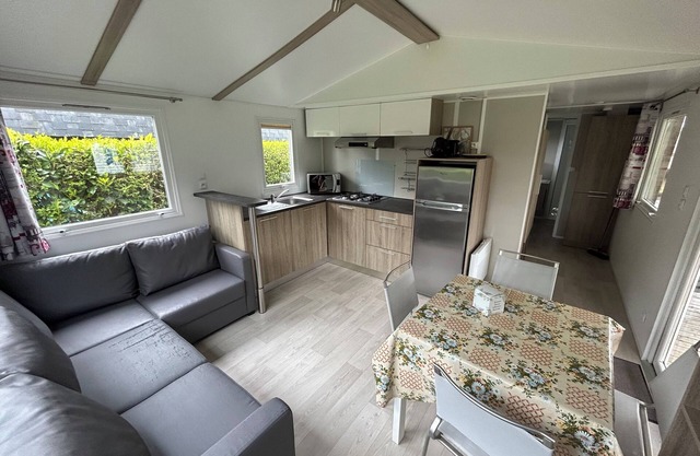 Mobile-home BRETAGNE in Camping ****Paradis, weekly rental