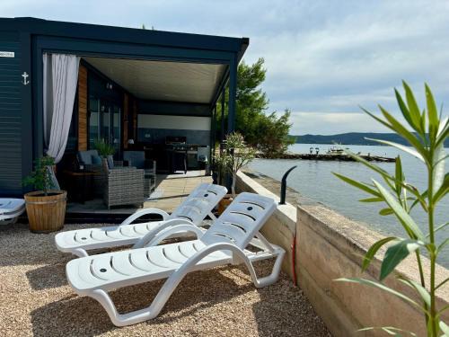 Mobilhome-Kroatien 2 Premium Mobilheime - direkt am Meer