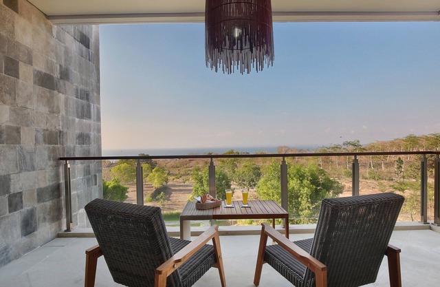 Moder Luxury Apartment in Ayana Resort Complex
