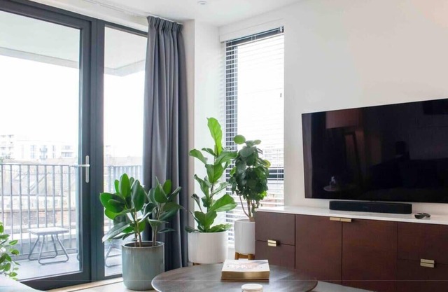 Modern 1 Bedroom Apartment in Brixton