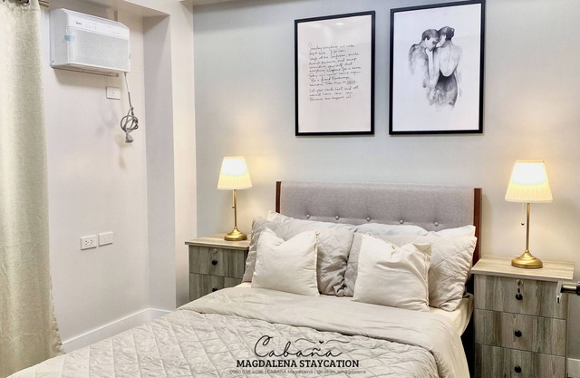 Modern 1BR/2BR Condo Staycation w/balcony