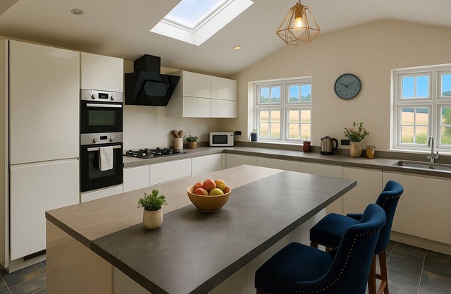 Modern 4BR House Near JLR Wolverhampton & Transport Links near JLR, WV1, M54/M6