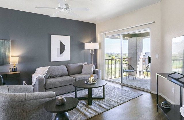 Modern Apartment in Prime Location (ID7810X66)