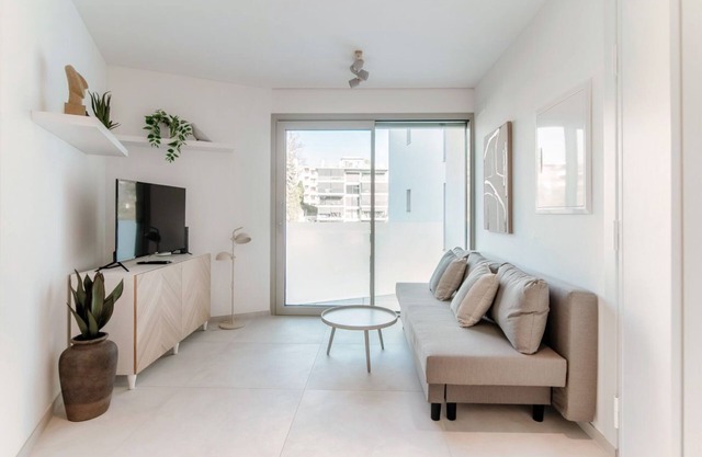 Modern apartment just minutes from the station (Kristall 9)