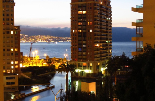 Modern apartment very well located and equipped