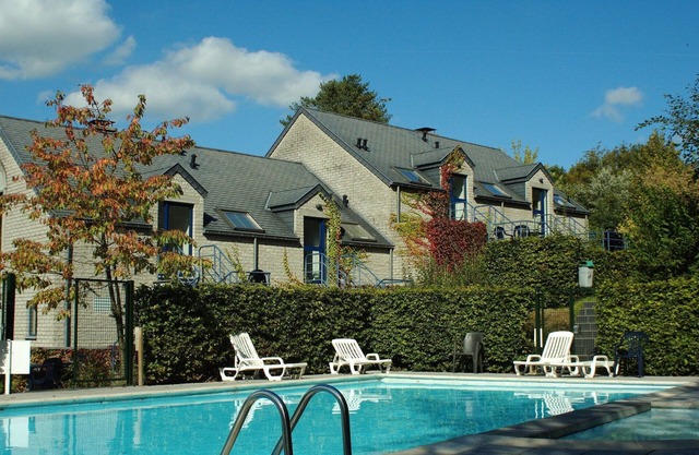 Modern Apartment with Terrace