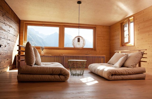 Modern bijou in a 400-year-old house