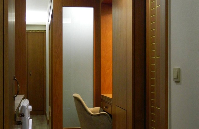 Modern & Central Flat | 1 Min to Metro | Daily Cleaning | MB RESIDENCE