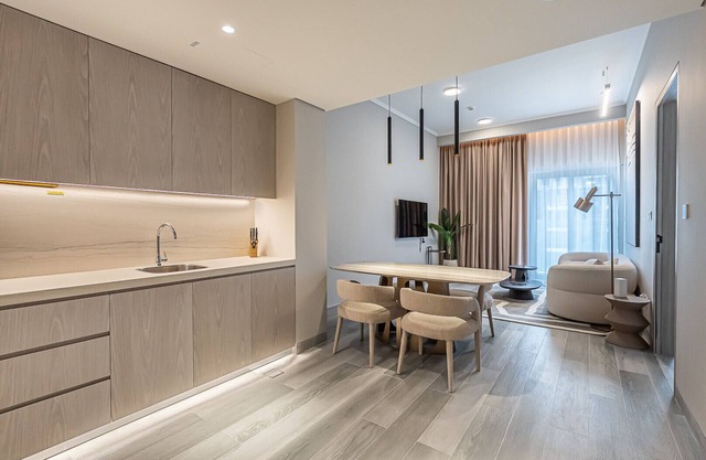 Modern Chic 1BR | Cozy & Stylish Home in Concept 7 – JVC