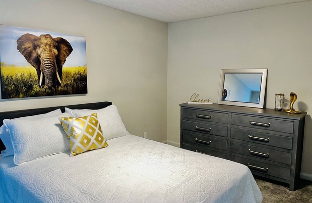 Modern, Chic, and Stylish 2 Bedrooms 2 Bathrooms