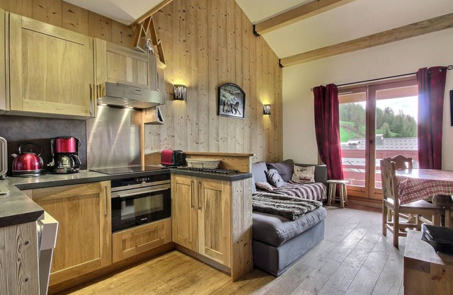 Modern duplex at the foot of the slopes for 6 people