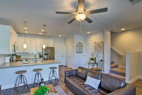 Modern Farmhouse Mesa Retreat