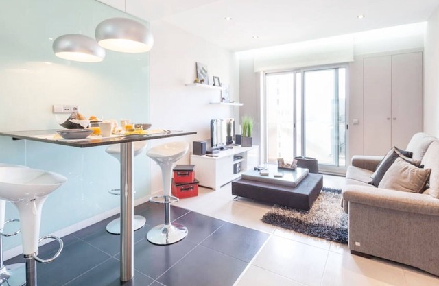 MODERN FLAT IN THE HEART OF THE CITY