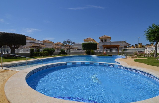 Modern Garden Home, Algorfa