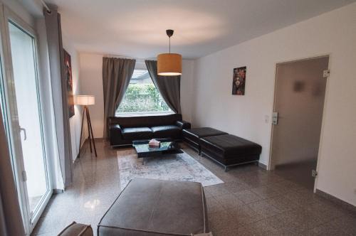 Modern house half - near Hamburg Airport