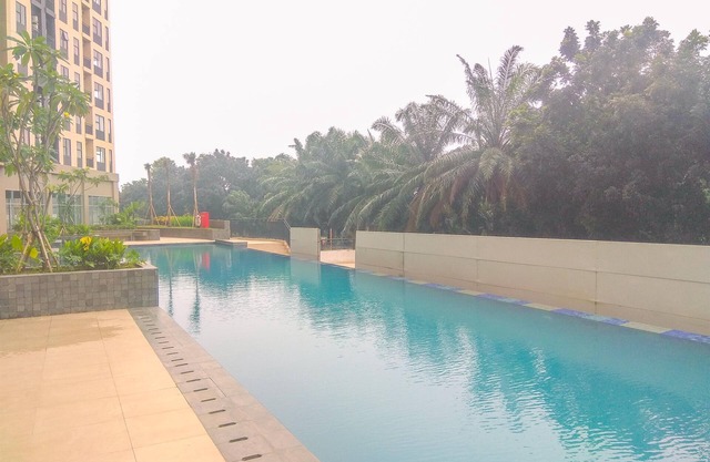 Modern Look And Cozy 2Br Apartment Transpark Cibubur