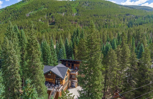 Modern Luxury Retreat 💫 Hot Tub 🎱 Game Room 💎 $0 Cleaning & Pet Fees