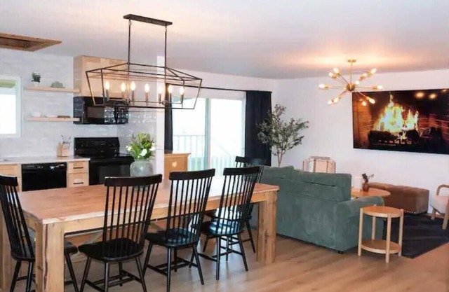 Modern Ranch on 10 Acres