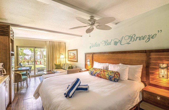 Modern Studio @ Beachfront Wyndham Margaritaville Resort. Enjoy Resort Paradise!