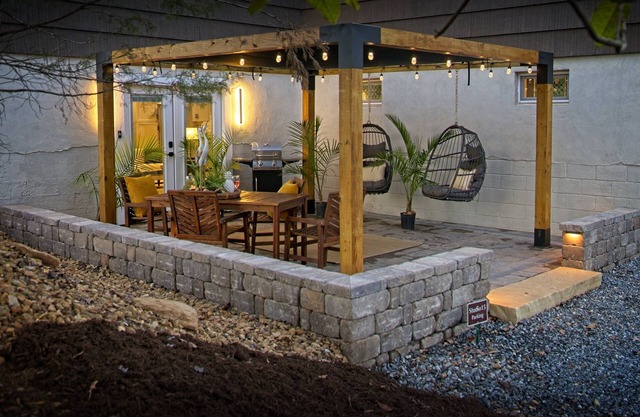 Modern Studio near Downtown & TIEC ~ Magical Patio