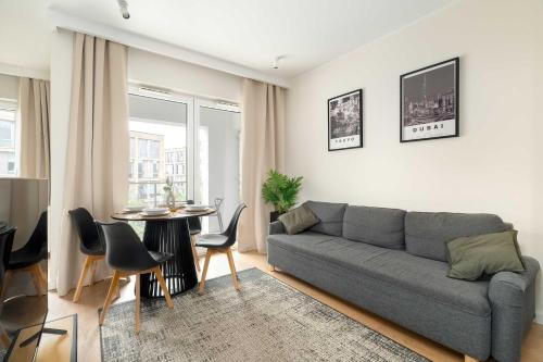 Modern Studio with Parking near Lake Malta by Noclegi Renters