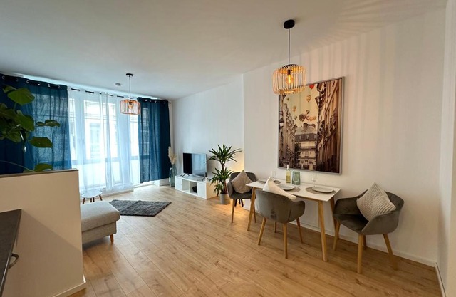 Modern, stylisch und zentral!