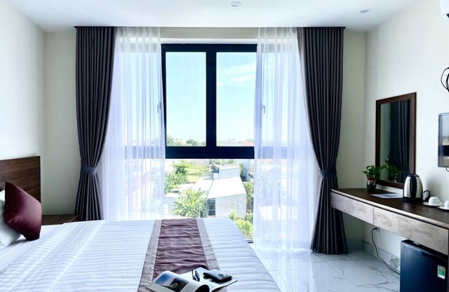 Modern suite with ensuite bathroom/TOP LOCATION