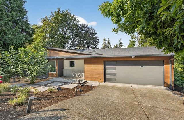 Modern Urban Retreat, Game Room