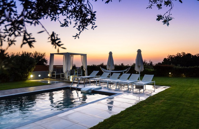 Modern Villa with Unique Architecture & Captivating Sunsets