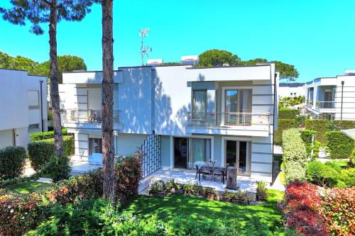 Modern Villas at Perla Resort