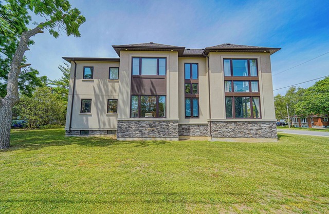 Modernized Five Bedroom Villa