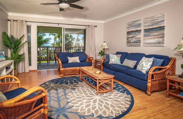 Molokai Island Retreat - Amazing Ocean Views!