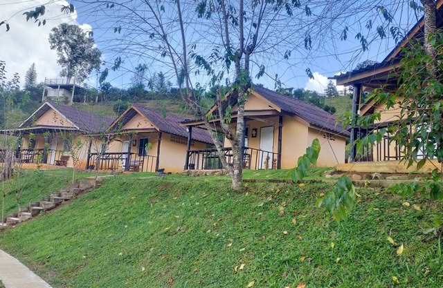 Mong Homestay Resort