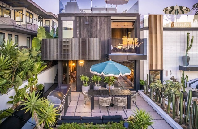 Moonlight Beach Luxury Home