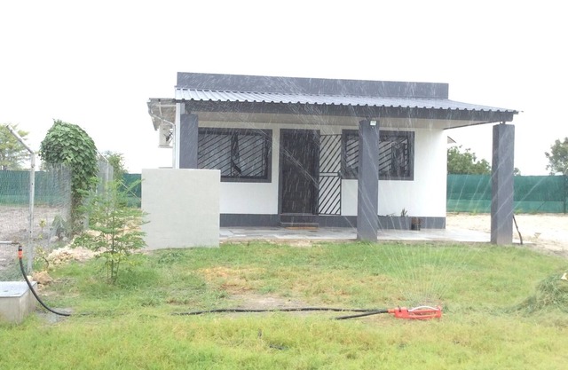 Morden F2 Farmhouse Nearby Etosha-National-Park.