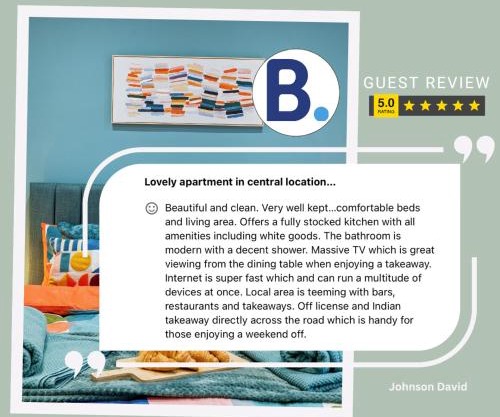 Morden Retreat in Walking Distance to Shops & Top Attractions