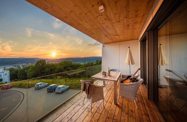 Mosel Sky Lounge with loggia & panoramic view