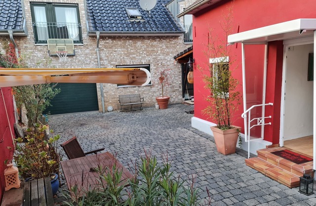 Most beautiful location on the Rhine in the immediate vicinity of the city cozy house with fireplace