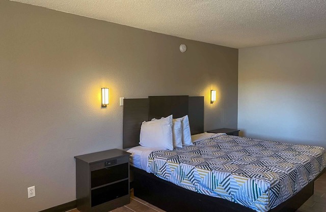 Motel 6 Hurricane, WV