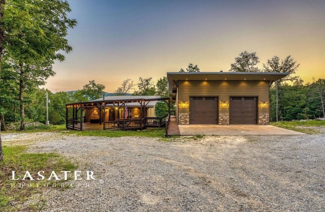 Mount Judea Scenic Solitude - A Modern and Private Luxury Escape