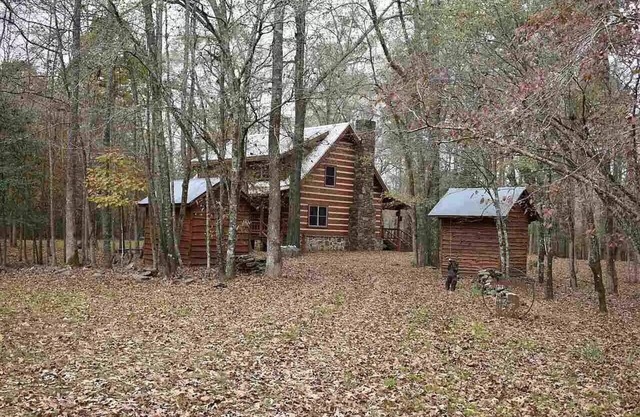 Mountain Fork River Cabin on 34 Acres 1 hr to Broken Bow and near UTV/ATV trails